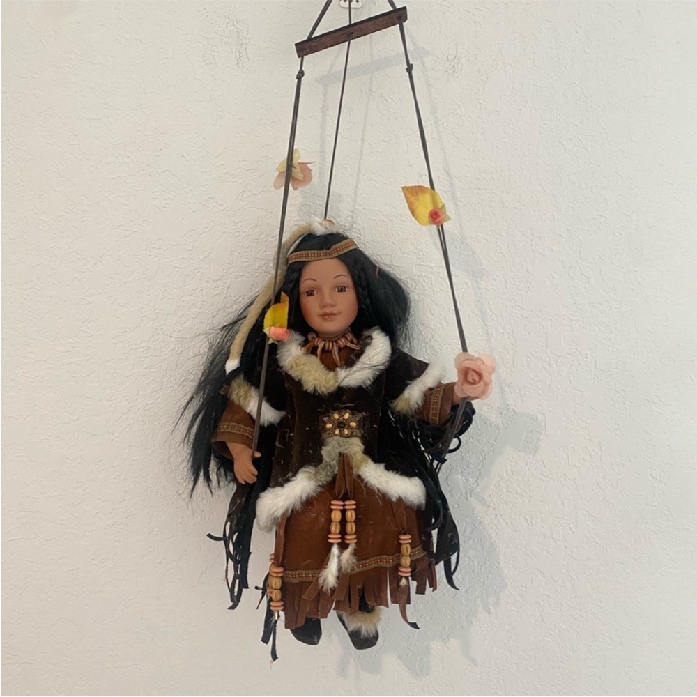 Navajo Native American woman doll. # 306/5000 Cathay Collection Porcelain